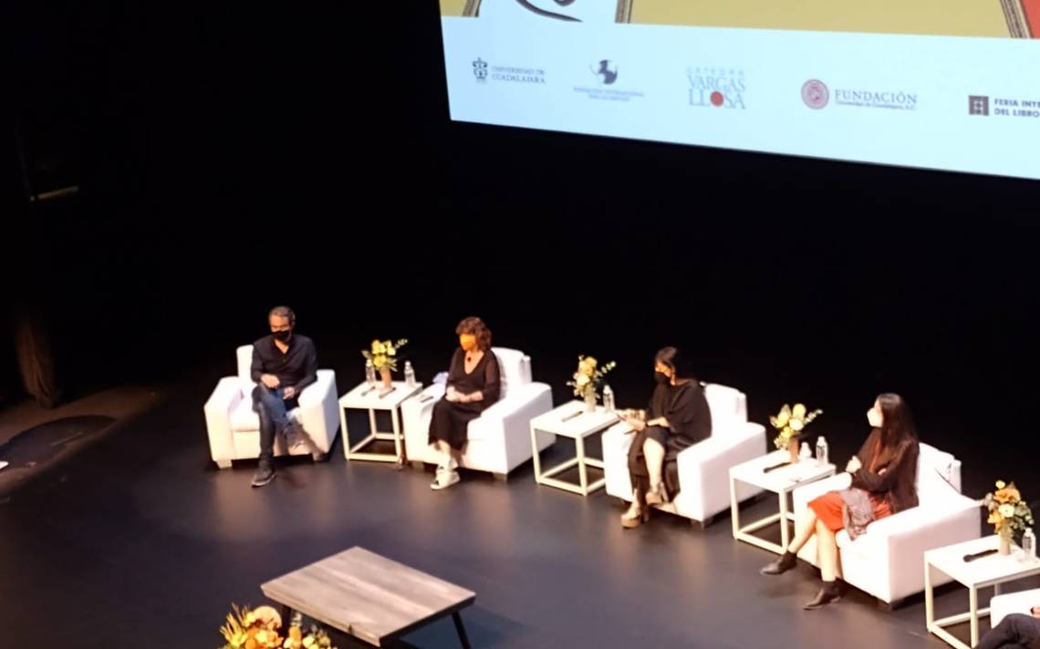 Dialogan Finalistas Del Premio De Novela De Iv Bienal Mario Vargas Llosa El Occidental